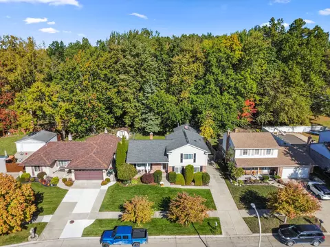 26178 Susan St, Taylor, MI 48180