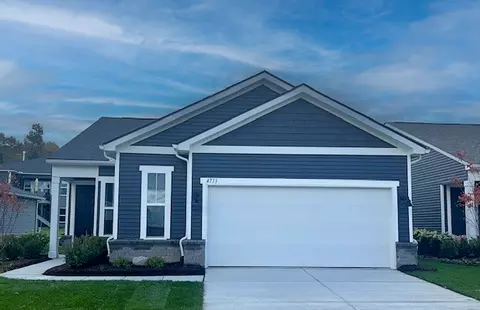 4733 Warbler Ln, Milford, MI 48381