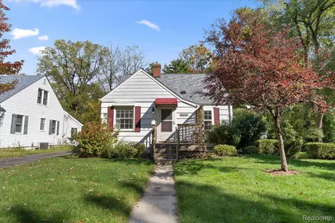 172 N Mansfield St, Ypsilanti, MI 48197