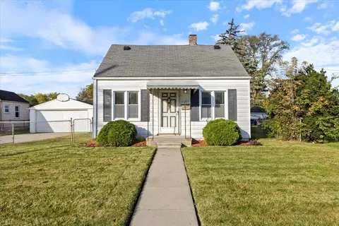 21165 La Salle Blvd, Warren, MI 48089