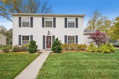 24485 Bonnie Brook Dr, Novi, MI 48374