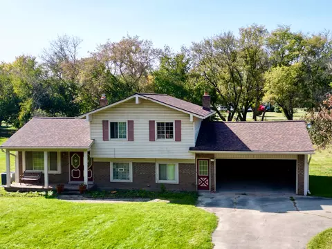 11235 Hillman Dr, Springfield, MI 48350