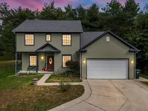 628 Evan Crt Ct, Orion, MI 48362