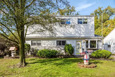 3145 Horton St, Ferndale, MI 48220
