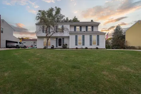 5758 Beauchamp, West Bloomfield, MI 48322