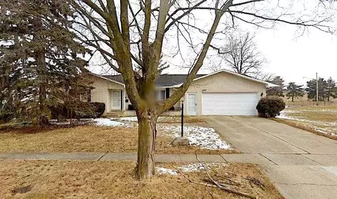 3741 Worchester Dr, Flint, MI 48503