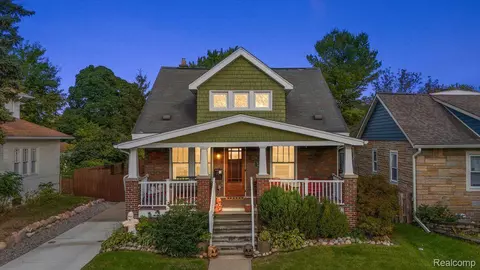 1606 Kenton St, Ferndale, MI 48220