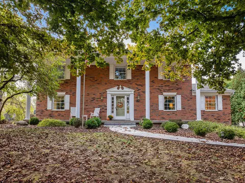 11296 Buno Rd, Brighton, MI 48114