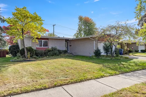 14052 Westgate Dr, Redford, MI 48239