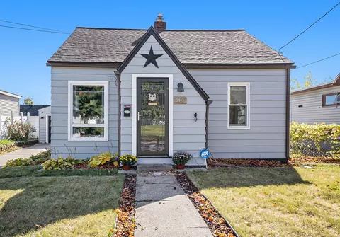 3413 Brandon St, Flint, MI 48503