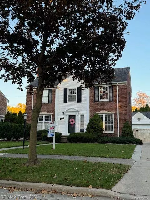 1900 Beaver St, Dearborn, MI 48128