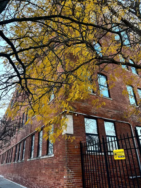 6533 E Jefferson Ave #327, Detroit, MI 48207