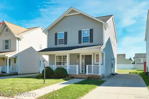 19346 Delaware Ave, Redford, MI 48240