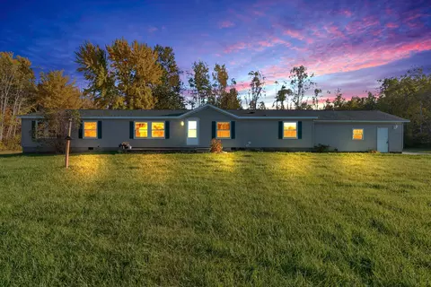 4047 Myron Rd, Burtchville, MI 48059