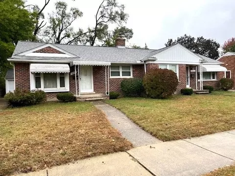 9928 Roseland St, Livonia, MI 48150