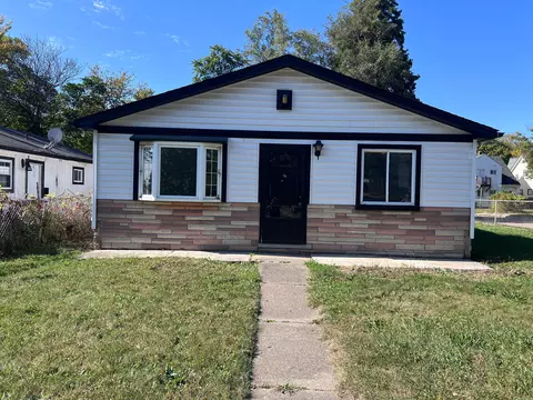 398 Martin Luther King Jr Blvd S, Pontiac, MI 48342