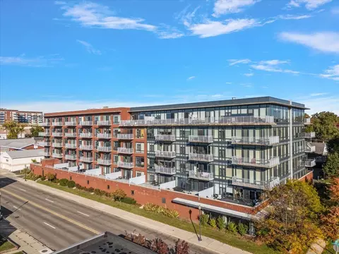 101 Curry Ave #310, Royal Oak, MI 48067