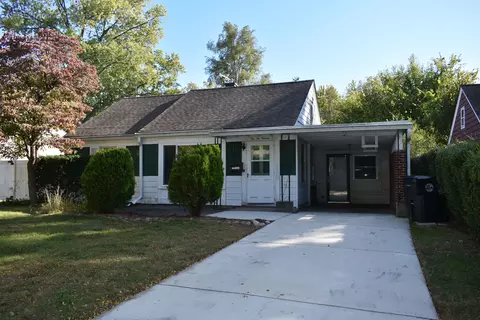 10611 Troy St, Oak Park, MI 48237