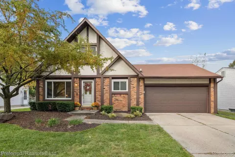 42050 Old Bridge Rd, Canton, MI 48188