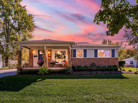 30427 Hathaway St, Livonia, MI 48150
