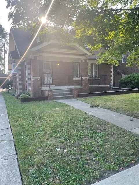 15480 Warwick St, Detroit, MI 48223