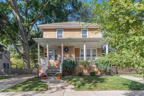 212 S York St, Dearborn, MI 48124