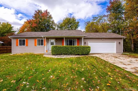 11199 N Lewis Rd, Thetford, MI 48420