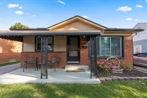 16190 Jonas Ave, Allen Park, MI 48101
