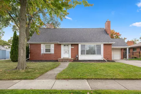 2342 Vernon St, Trenton, MI 48183