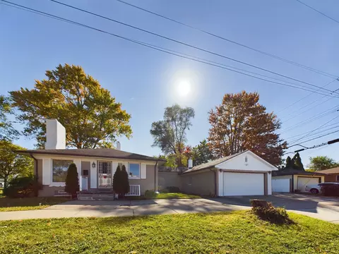 21971 Coolidge, Oak Park, MI 48237