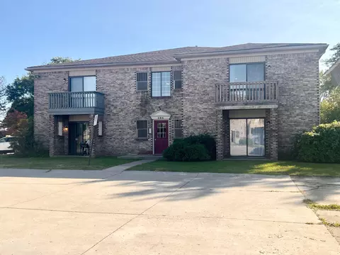 286 E 13 Mile Rd #101, Madison Heights, MI 48071