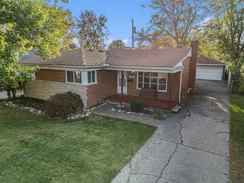 26751 Newport Ave, Warren, MI 48089