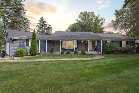 130 E Meldrum Cir, St. Clair, MI 48079