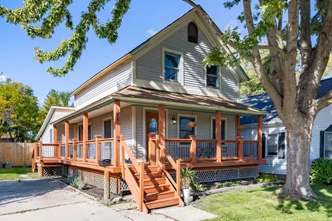 174 S Belle River Ave, Marine City, MI 48039