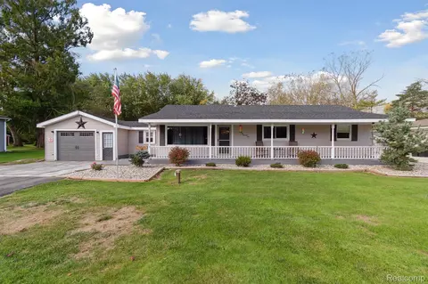 6275 N Beck Rd, Canton, MI 48187