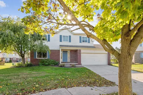 1148 Wildwood Ln, Canton, MI 48188
