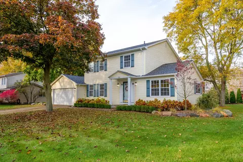 175 Hampshire Dr, Troy, MI 48085