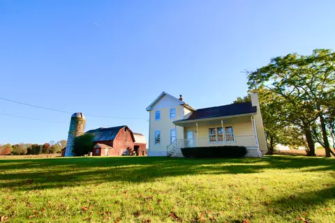 10417 Vassar Rd, Grand Blanc, MI 48439