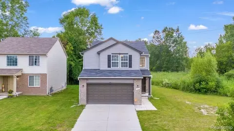 7742 Canterbury Dr, Romulus, MI 48174