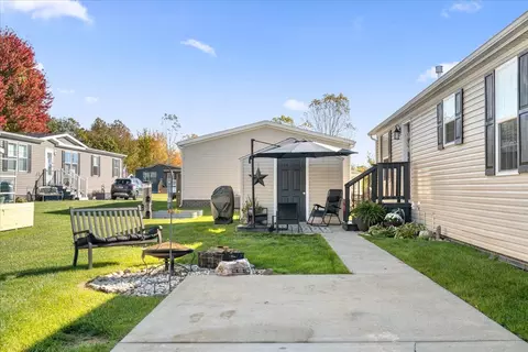 11021 Quail Run, Green Oak, MI 48178