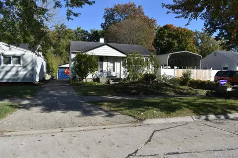 6149 Janet St, Taylor, MI 48180