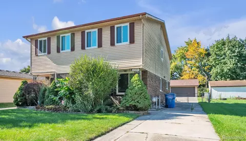 27065 Dowland St, Warren, MI 48092