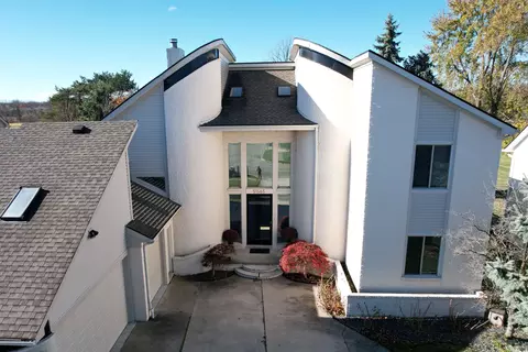 51565 S Baker Rd S, Chesterfield, MI 48047