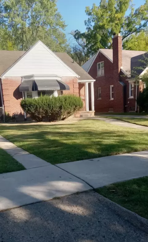 15758 Archdale St, Detroit, MI 48227