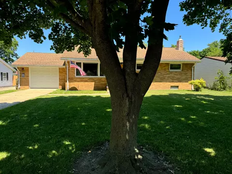 121 Gaige St, Croswell, MI 48422