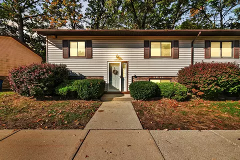 38098 Hixford, Westland, MI 48185