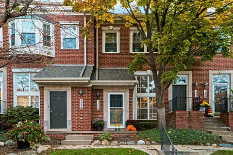 1332 S Main St, Royal Oak, MI 48067