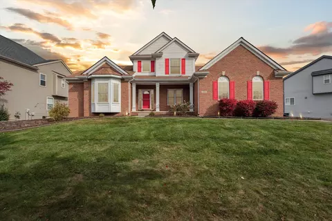 14497 Pond Bluff Dr, Van Buren, MI 48111