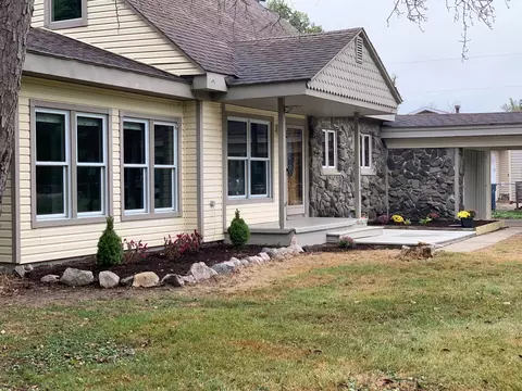 10493 Green Rd, Goodrich, MI 48438