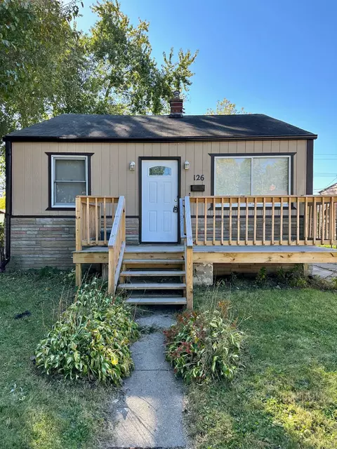 126 E Rowland Ave, Madison Heights, MI 48071